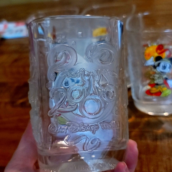 Mickey Mouse 2000 Celebration glasses - Picture 4 of 6